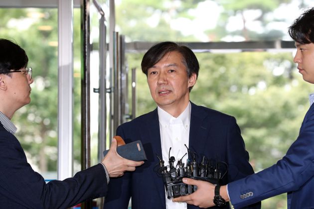 조국 측이 딸 '고교 영어 논문 제1저자 등재' 논란에 답했다