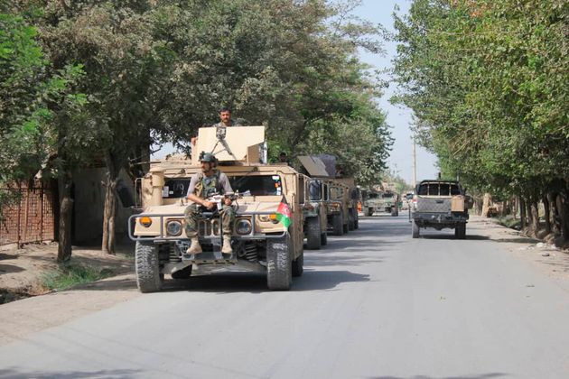 아프가니스탄 정부군이 탈레반과의 교전을 위해 카불 북쪽 쿤두즈에 도착하는 모습. 2019년 8월31일.