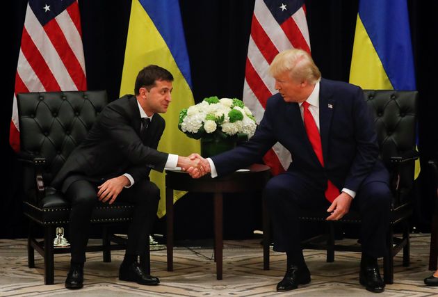 U.S. President Donald Trump shakes hands with Ukraine's President Volodymyr Zelensky during a bilateral meeting on the sidelines of the 74th session of the United Nations General Assembly (UNGA) in New York City, New York, U.S., September 25, 2019. REUTERS/Jonathan Ernst