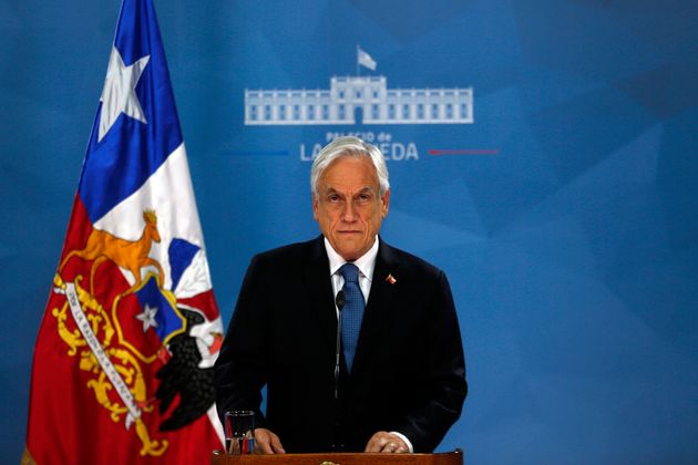 지난 21일 대국민 연설을 하고 있는 칠레 대통령 세바스티안 피녜라. 