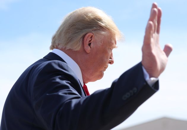 U.S. President Donald Trump waves after speaking to reporters at Naval Air Station Joint Reserve Base Fort Worth in Fort Worth, Texas, U.S., October 17, 2019. REUTERS/Jonathan Ernst