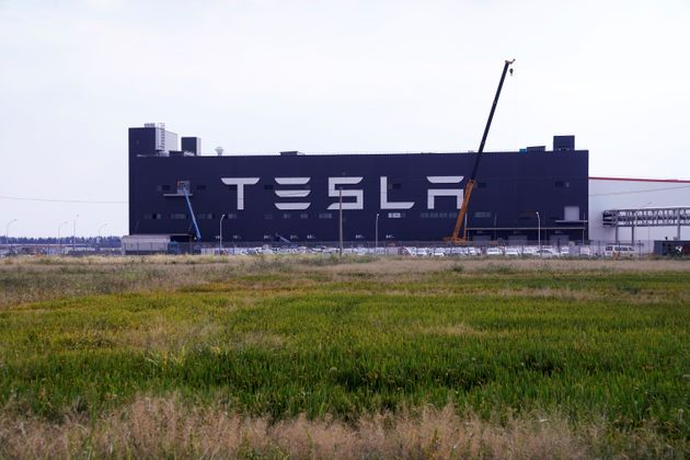 A gigafactory of electric carmaker Tesla Inc is seen in Shanghai, China October 18, 2019. REUTERS/Aly Song