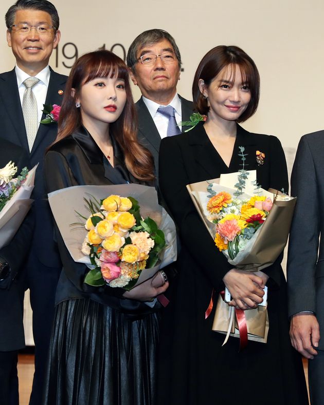 신민아가 '대통령 표창'을 받은 아주 특별한 이유 (사진)