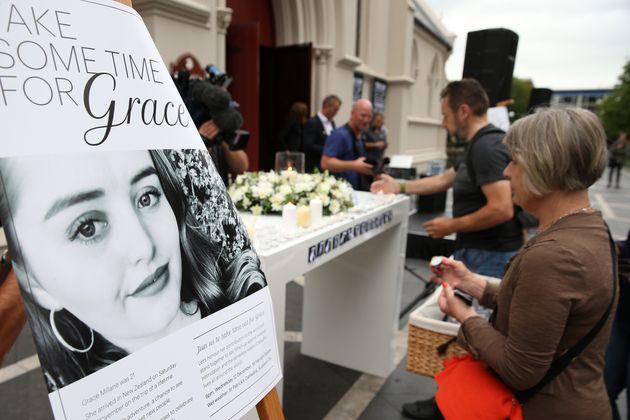 2018년 12월 12일 세인트 패트릭 광장에서 그레이스 밀레인을 추모하는 행사가 열렸다.