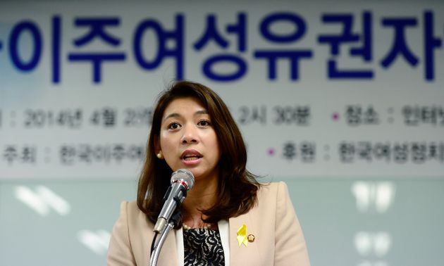 사진은 2014년 4월, 당시 이자스민 새누리당 의원이 한국이주여성유권자연맹 창립식에서 축사를 하는 모습. 2014년 4월28일.