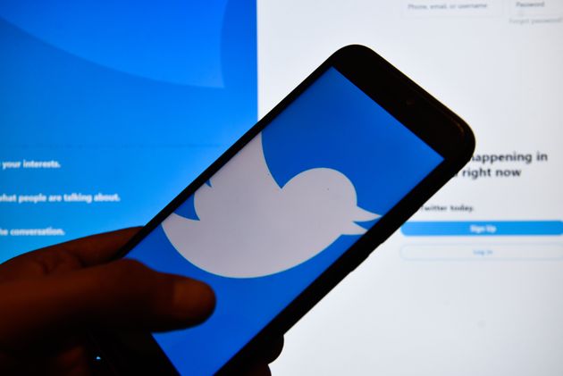 POLAND - 2019/05/13: In this photo illustration a Twitter logo seen displayed on a smartphone. (Photo Illustration by Omar Marques/SOPA Images/LightRocket via Getty Images)