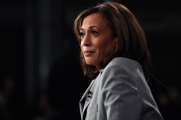 Democratic presidential hopeful California Senator Kamala Harris  speaks to the press in the Spin Room after participating in the fifth Democratic primary debate of the 2020 presidential campaign season co-hosted by MSNBC and The Washington Post at Tyler Perry Studios in Atlanta, Georgia on November 20, 2019. (Photo by Nicholas Kamm / AFP) (Photo by NICHOLAS KAMM/AFP via Getty Images)