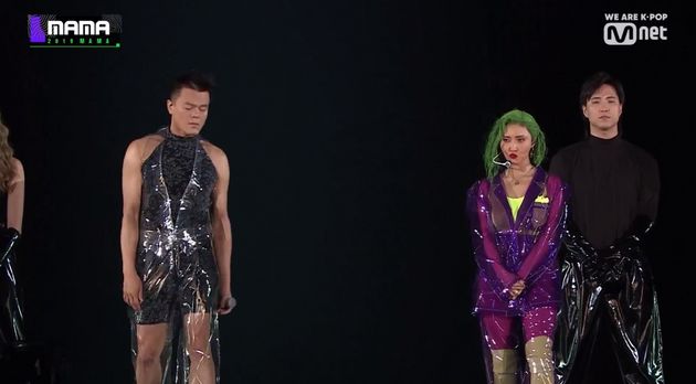 '비닐옷의 귀환' 박진영이 화사와의 콜라보 무대 소감을 전했다