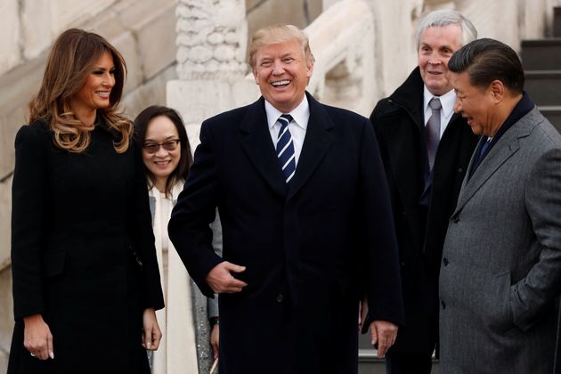 U.S. President Donald Trump and U.S. first lady Melania visit the Forbidden City with China's President Xi Jinping in Beijing, China, November 8, 2017. REUTERS/Jonathan Ernst