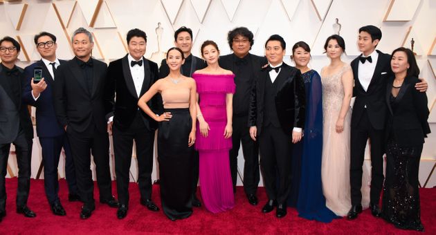 South Korean director Bong Joon-ho arrives with the cast and crew of 'Parasite' for the 92nd Oscars at the Dolby Theatre in Hollywood, California on February 9, 2020. (Photo by Robyn Beck / AFP) (Photo by ROBYN BECK/AFP via Getty Images)