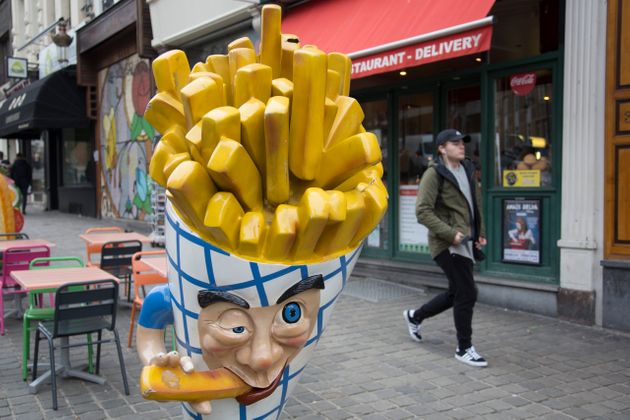 자료 사진: 브뤼셀 시내의 감자튀김 가게 간판