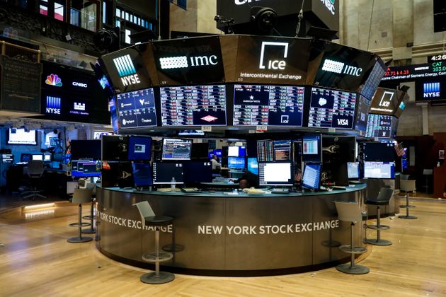 플로어 트레이더 중 코로나19 확진자가 나오면서 객장이 일시 폐쇄된 뉴욕증권거래소(NYSE)의 모습. 2020년 3월19일.