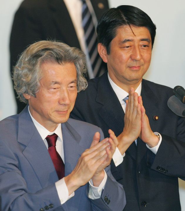 고이즈미 준이치로 전 일본 총리와 아베 신조 현 일본 총리