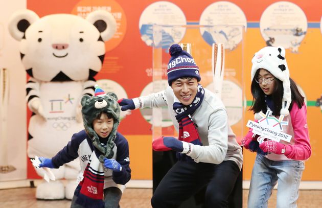 두 자녀와 2018 평창동계올림픽 행사에 나선 김동성