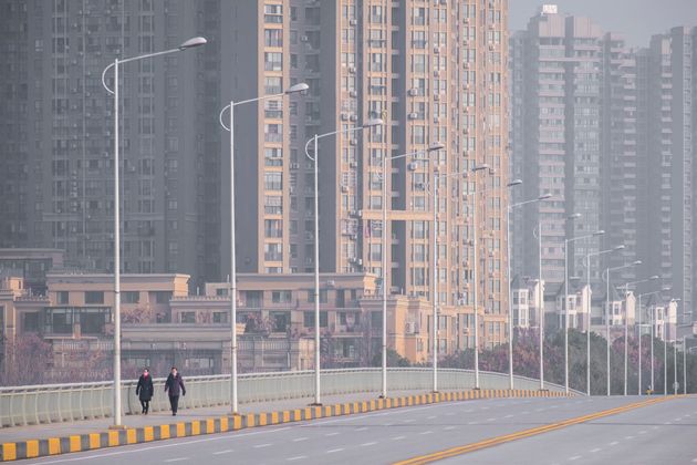 지난 1월28일 통행이 제한된 중국 우한 시내가 한적한 모습