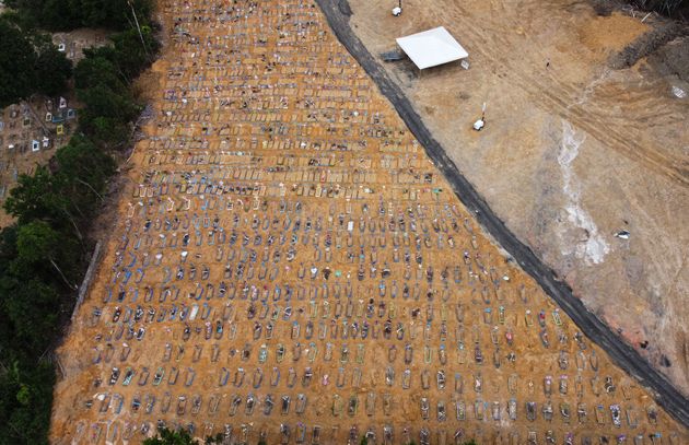5월22일 브라질 마나우스의 공동묘지