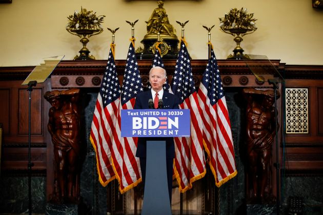 민주당 대선후보 조 바이든 전 부통령이 기자회견을 하고 있다. 필라델피아, 펜실베이니아주. 2020년 6월2일.