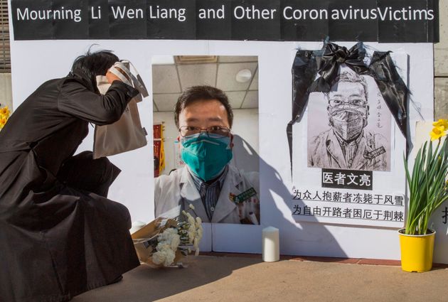 중국 우한에서 처음으로 코로나19에 대해 경고했지만 이 바이러스에 감염돼 숨진 의사 리원량