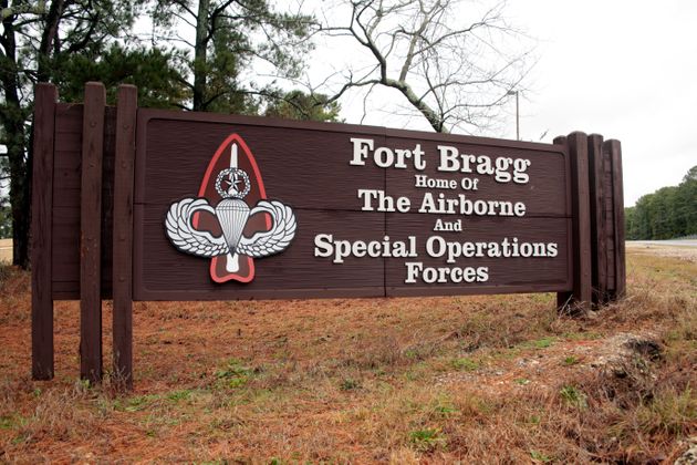 노스캐롤라이나주에 위치한 포트 브래그 기지. 남북전쟁 당시 남부연합군을 지휘했던 브랙스턴 브래그 장군의 이름을 따왔다.