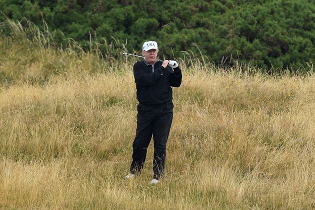 2018년, 트럼프 턴베리 리조트에서 골프를 치고 있는 트럼프 대통령.