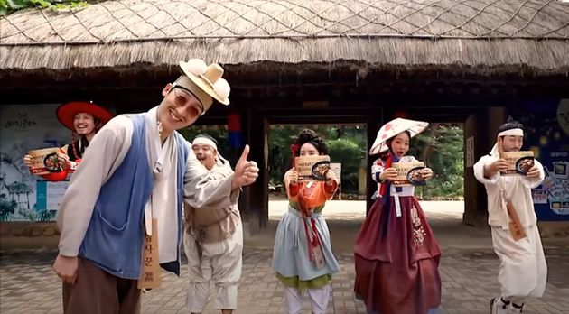 한국민속촌 캐릭터들이 마침내 광고를 찍었다 (영상)