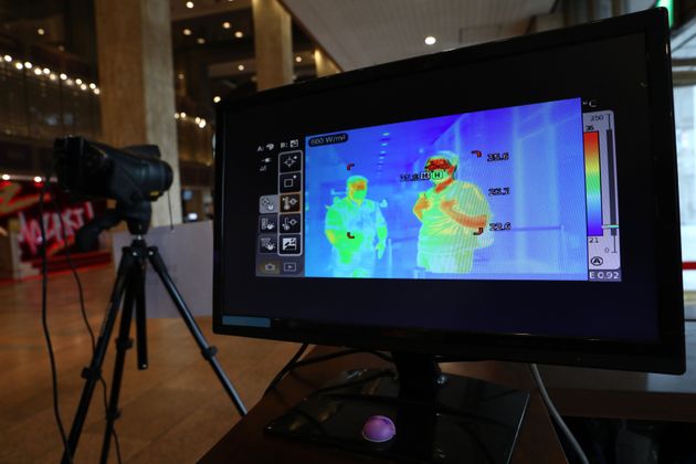 (자료사진) 세종문화회관에 설치된 발열 감지 카메라. 2020년 7월21일.