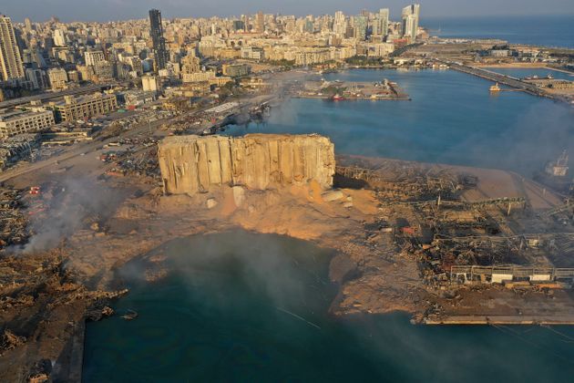 드론으로 촬영한 레바논 베이루트 폭발사고 현장. 2020년 8월5일.