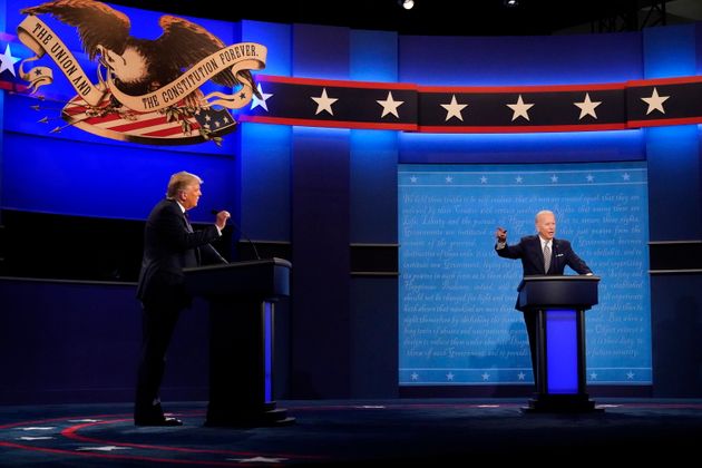 2020년 9월 29일 도널드 트럼프 대통령(왼쪽)과 조 바이든 민주당 대선 후보(오른쪽)가 미국 오하이오주 클리블랜드에서 첫 대선 토론회를 가졌다