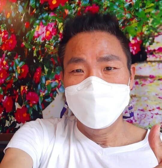 폐암 말기 판정 후 개 구충제 펜벤다졸을 복용하다 중단한 김철민 씨가 국정감사에 영상으로 출석해 관련 의견을 밝혔다.