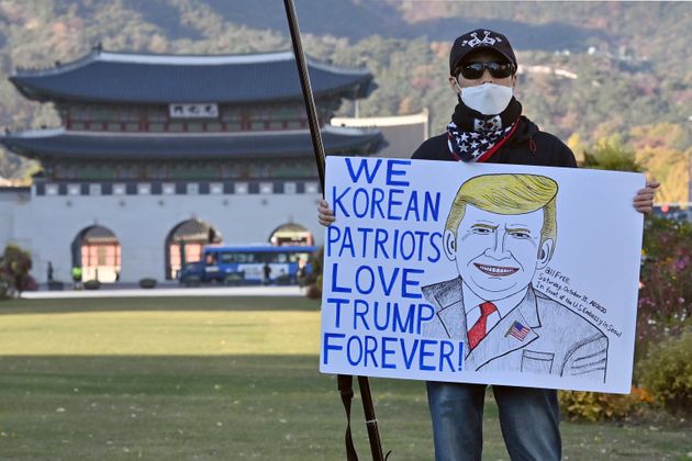 4일 집회 참가자들 '우리 애국 한국인들은 트럼프를 영원히 사랑한다!'