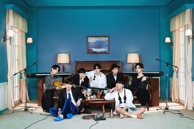 방탄소년단은 20일 오후 2시(한국시간) 전 세계 동시에 새 앨범 'BE(Deluxe Edition)'를 발매한다.