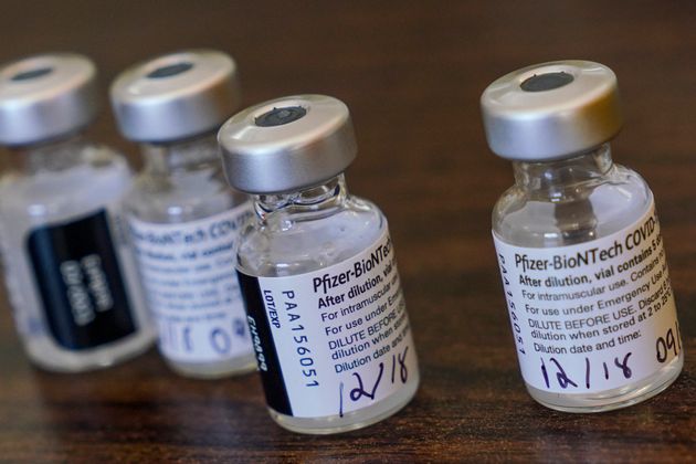 (자료사진) 미국에서 접종에 돌입한 화이자/바이오엔테크 코로나19 백신.