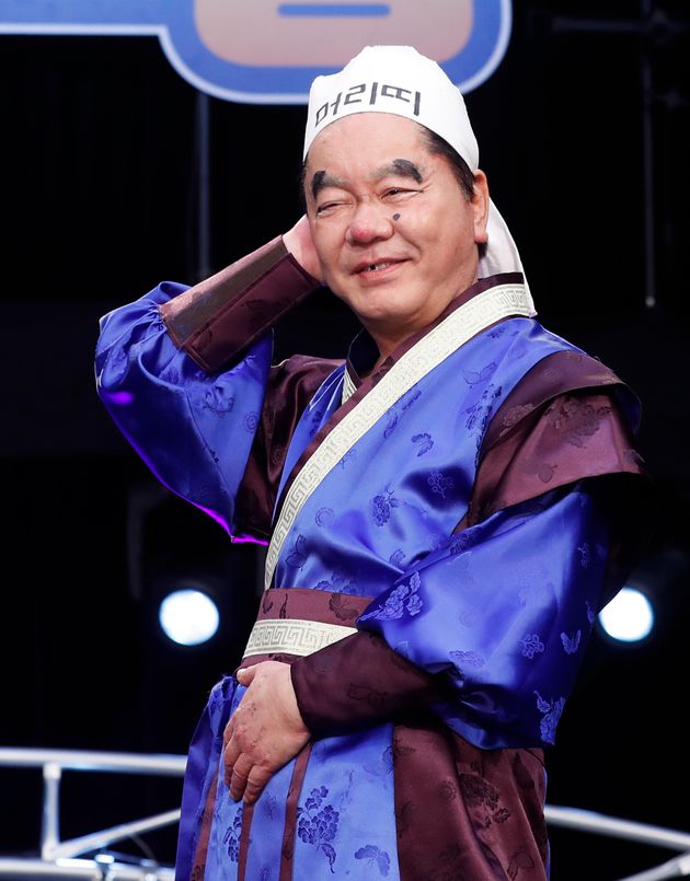 개그맨 심형래가 2019년 6월 10일 오후 서울 가양동 IHQ미디어에서 열린 코미디TV '스마일킹' 기자간담회에 참석해 포즈를 취하고 있다. 