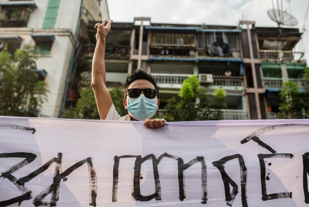 5일 미얀마 양곤의 시위 