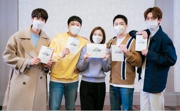 tvN '슬기로운 의사생활 시즌2'의 주인공 '구구즈'