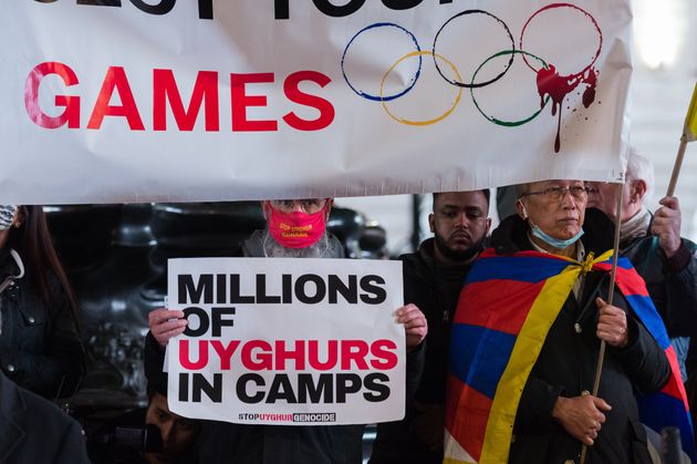 위구르족을 위해 베이징 올림픽 반대 시위가 열리는 런던