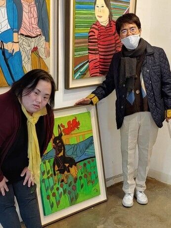 2020년 정은혜 개인전을 찾은 노희경 작가