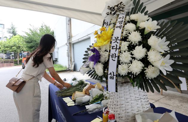 2022년 7월 18일 인천 미추홀구 인하대에 마련된 피해자 추모 공간.