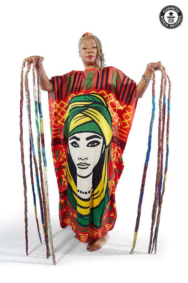 다이애나 암스트롱 / KEVIN SCOTT RAMOS/GUINNESS WORLD RECORDS