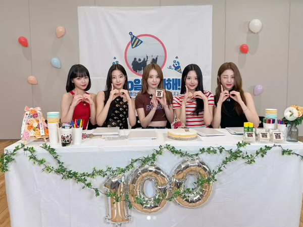 그룹 '르세라핌'이 데뷔 100일 기념하고 있다.