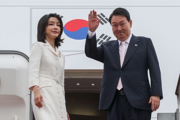 윤석열 대통령과 부인 김건희 여사의 모습. 출처: 뉴스1 