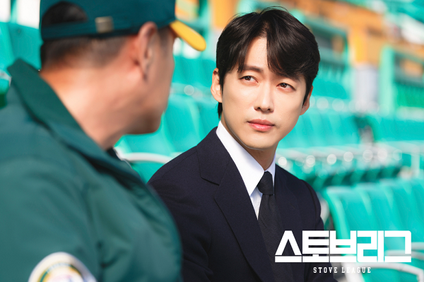 철저한 지략가 '백승수' 단장. ⓒSBS