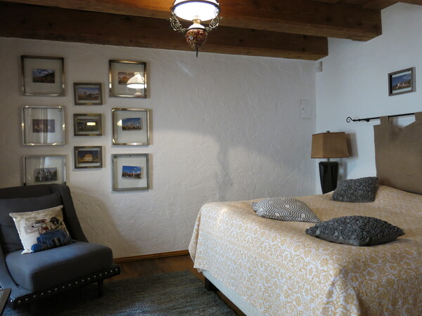 브라쇼브 숙소 침실