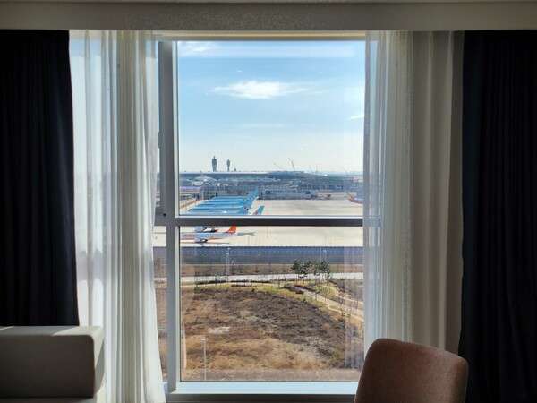 이비스 스타일 앰배서더 인천 에어포트의 객실 내부.