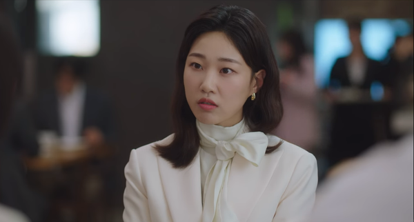 드라마 '이상한 변호사 우영우'에서 최수연 변호사를 연기한 하윤경. ⓒENA