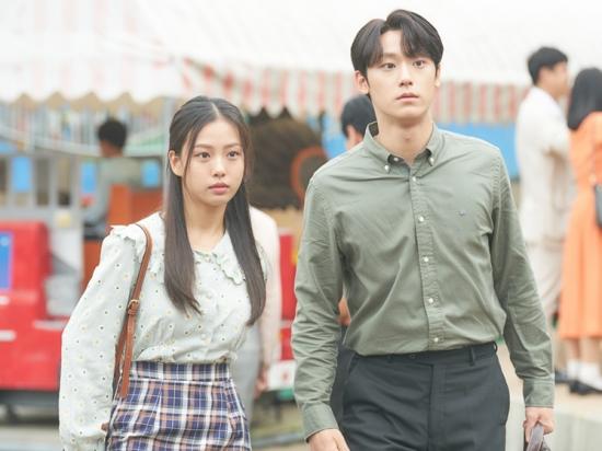 이거 맞아요? 이도현이 '더 글로리' 찍다 감독에게 물음표 500개 날린 이유는 '스윗함' 때문이었다