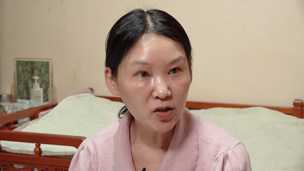 "والداي لم يتخلوا عني" الحقيقة المفجعة بشأن كيم يو ري، التي عرفتها بعد أكثر من 30 عامًا من التبني في الخارج.