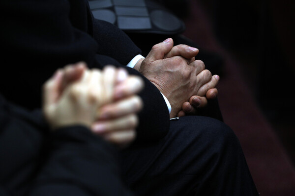 참사를 기리는 기도.&nbsp;ⓒ뉴스1