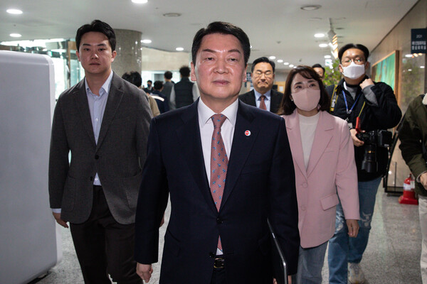 안철수 국민의힘 당 대표 후보가 5일 서울 여의도 국회 의원회관에서 열린 언론인 간담회에 참석하고 있다. 2023.3.5 ⓒ뉴스1