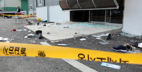 8일 전북 순창군 구림면 한 농협에서 1톤 트럭이 조합장 투표를 기다리던 인파를 들이받는 사고가 발생했다. 이 사고로 현재까지 3명이 숨지고 17명이 다쳐 치료 중이다. (2023.3.8.)&nbsp;ⓒ뉴스1